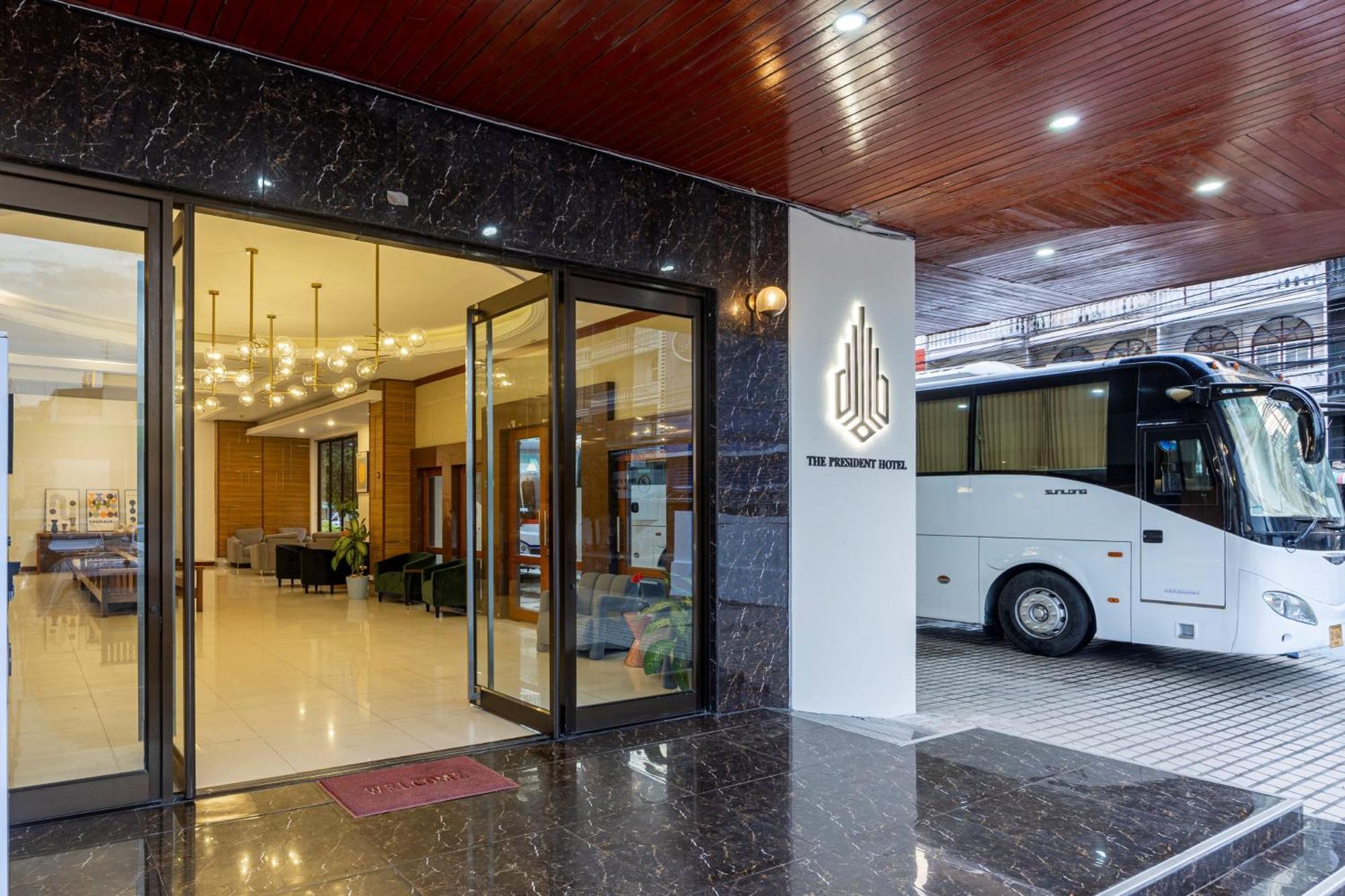 The President Hotel At Chokchai 4 Bangkok Exterior foto